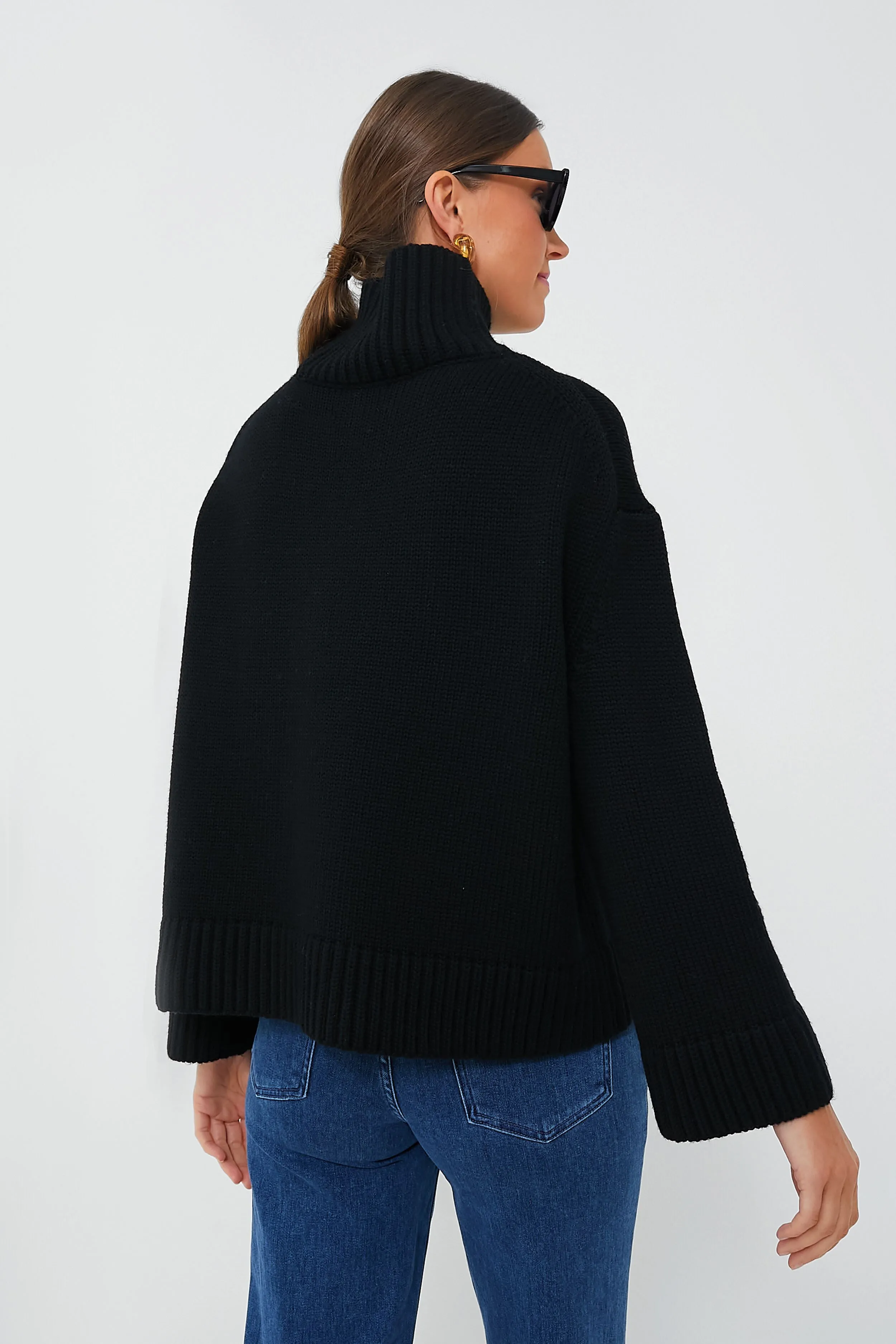 Noir Petra Sweater